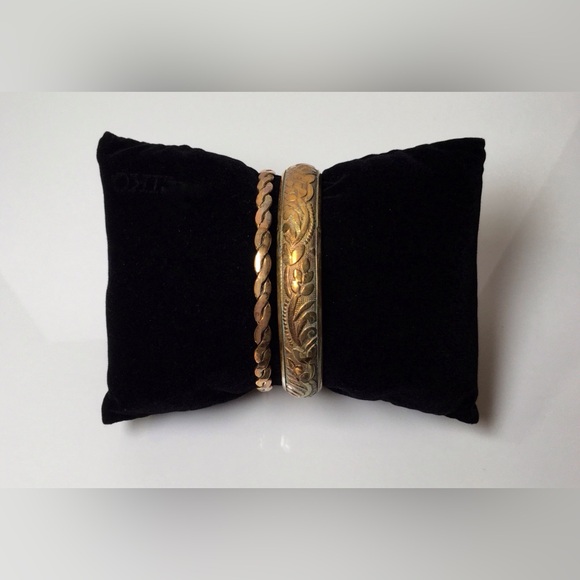 2 Vintages Bangles Copper Bronze Colour - Wear Them Together Or By Themselves - Picture 1 of 10